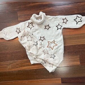 Baby gap sweater and fleece leggings. Size 18-24 months.
